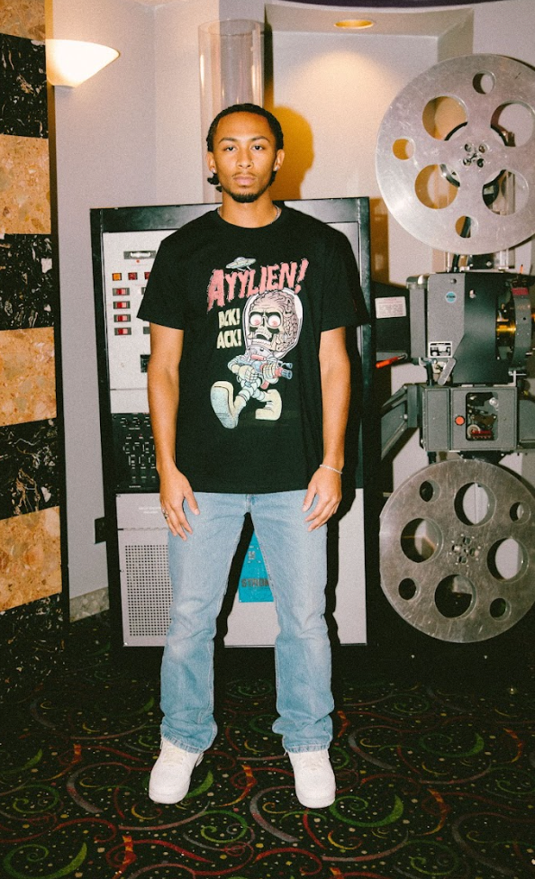 Mars Attacks アユニ着用 ムービーTシャツ ブラックL Rubberhose Mars Attack Ack Ack Tee - Black – Ayylien